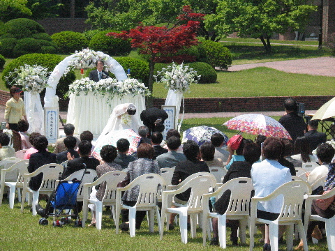 [그림:wedding-16.jpg]